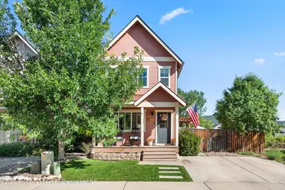 310 W Eighth Place, Carbondale, CO 81623 - Photo 2