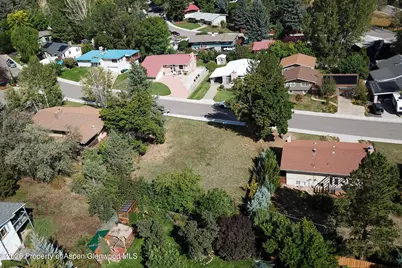 516 W 12th Street, Glenwood Springs, CO 81601 - Photo 1