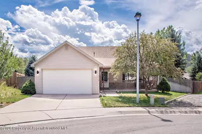 318 Mesquite Court, New Castle, CO 81647 - Photo 2