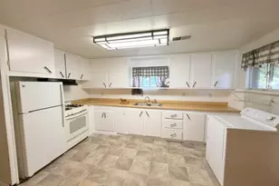 625 Russell St, Craig, CO 81625 - Photo 2