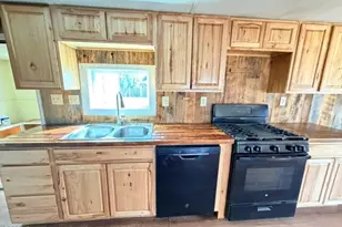 1663 Yampa Ave, Craig, CO 81625 - Photo 4
