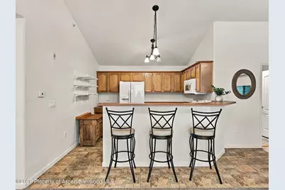 348 River View Drive #206, New Castle, CO 81647 - Photo 8