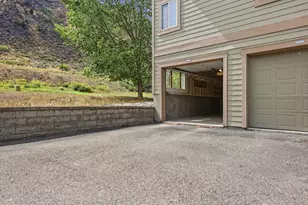 348 River View Dr, New Castle, CO 81647 - Photo 22