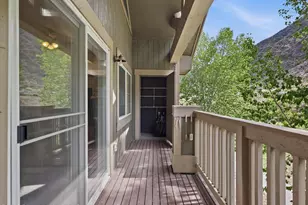 348 River View Dr, New Castle, CO 81647 - Photo 12