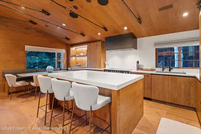 312 W Hyman Avenue, Aspen, CO 81611 - Photo 2