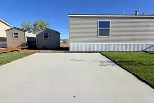 1474 N Yampa Ave, Craig, CO 81625 - Photo 4