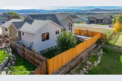 2115 Sorrel Lane, Silt, CO 81652 - Photo 20