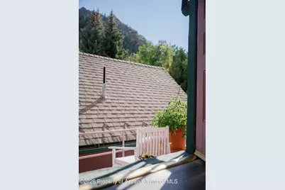 333 W Main Street #B2, Aspen, CO 81611 - Photo 2