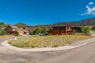 24 Deer Valley Dr, New Castle, CO 81647 - Photo 1