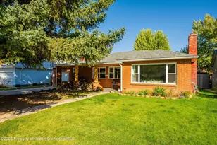 341 Park Dr, Glenwood Springs, CO 81601 - Photo 1