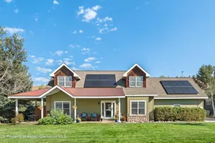 305 Surrey St, Carbondale, CO 81623 - Photo 1