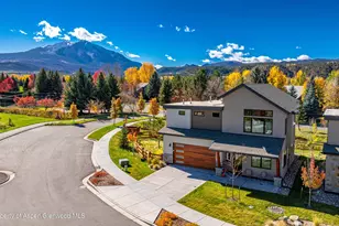 428 Jewels Ln, Carbondale, CO 81623 - Photo 1