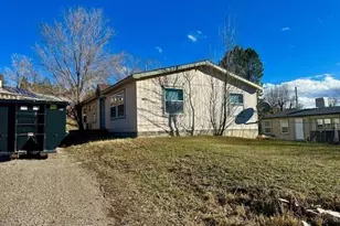 34 Navajo St, New Castle, CO 81647 - Photo 1