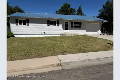 806 Steele Street, Craig, CO 81625 - Photo 1