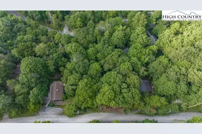 907 Charter Hills Road, Beech Mountain, NC 28604 - Photo 8