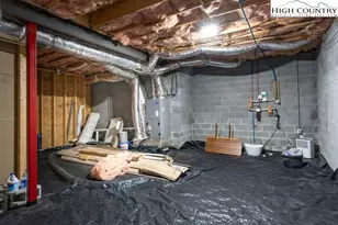 106 Hawthorne Rd, Beech Mountain, NC 28604 - Photo 26