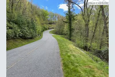 129 & 130 Firethorn Trail, Blowing Rock, NC 28605 - Photo 30