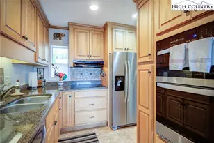 367 Skyleaf Dr, Sugar Mountain, NC 28604 - Photo 16