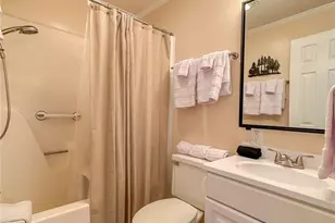 367 Skyleaf Dr, Sugar Mountain, NC 28604 - Photo 24