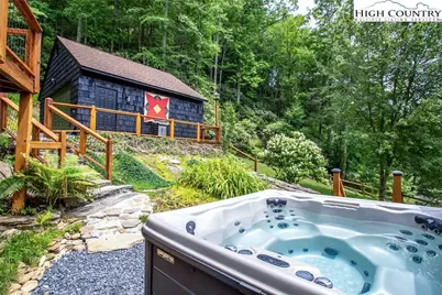 2560 Watauga River Road, Sugar Grove, NC 28679 - Photo 38