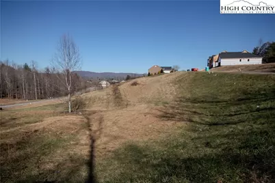 412 SE Huntington Woods Street, Lenoir, NC 28645 - Photo 6