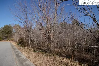 710 SE Chatsworth Street, Lenoir, NC 28645 - Photo 1