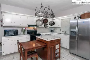 2200 Zacks Fork Rd, Lenoir, NC 28645 - Photo 6