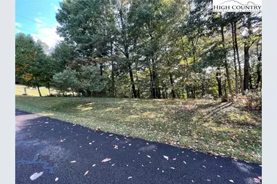 Tbd Autumn Run, West Jefferson, NC 28694 - Photo 2