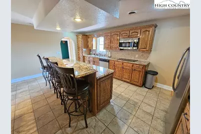 611 Barrett Road, Ennice, NC 28623 - Photo 22