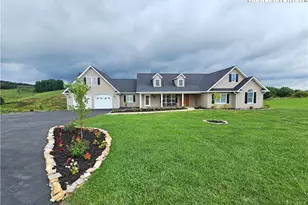 611 Barrett Rd, Ennice, NC 28623 - Photo 2