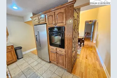 611 Barrett Road, Ennice, NC 28623 - Photo 24