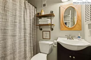 301 Pinnacle Inn Rd, Beech Mountain, NC 28604 - Photo 10