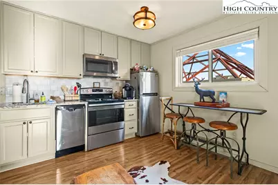 301 Pinnacle Inn Road #3301, Beech Mountain, NC 28604 - Photo 6