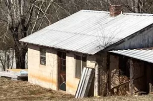 249 Williams Rd, North Wilkesboro, NC 28659 - Photo 2