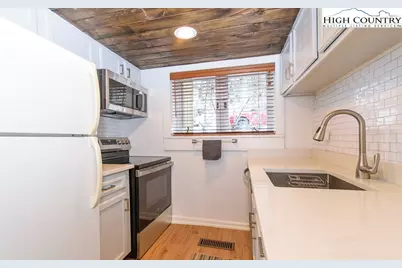 220 Northridge Road #25, Beech Mountain, NC 28604 - Photo 14