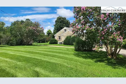 112 NE Bleynat Street, Valdese, NC 28690 - Photo 4