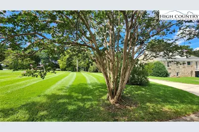 112 NE Bleynat Street, Valdese, NC 28690 - Photo 1