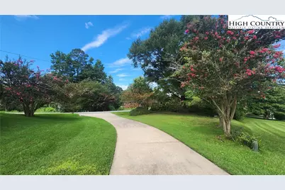 112 NE Bleynat Street, Valdese, NC 28690 - Photo 44