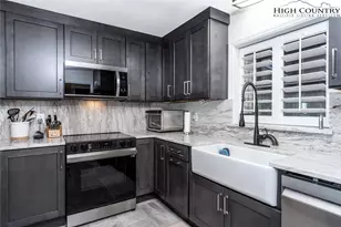 1968 Main St, Blowing Rock, NC 28605 - Photo 16