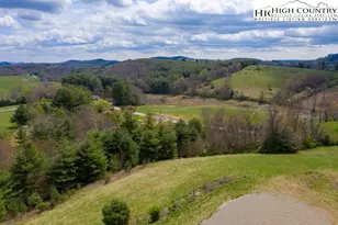 10 Autumn Glen Dr, Sparta, NC 28675 - Photo 1