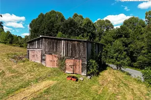 314 Andy Hicks Rd, Banner Elk, NC 28604 - Photo 28