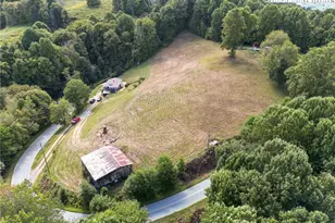 314 Andy Hicks Rd, Banner Elk, NC 28604 - Photo 6