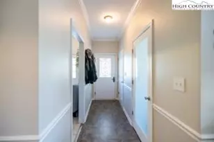 906 Long Hill Rd, Pilot Mountain, NC 27030 - Photo 10