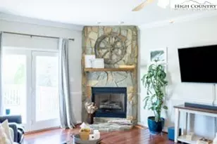 906 Long Hill Rd, Pilot Mountain, NC 27030 - Photo 12