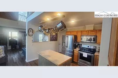 914 Balsam Drive, Newland, NC 28657 - Photo 6