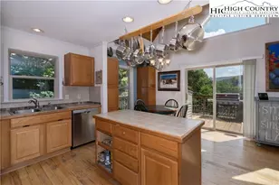 914 Balsam Dr, Newland, NC 28657 - Photo 8