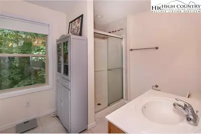 914 Balsam Drive, Newland, NC 28657 - Photo 16