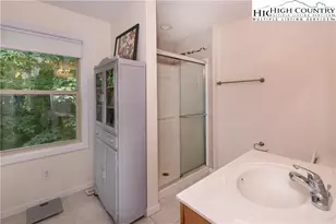 914 Balsam Dr, Newland, NC 28657 - Photo 16