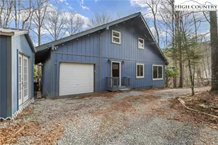 101 Pond Creek Rd, Beech Mountain, NC 28604 - Photo 4