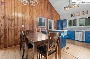 101 Pond Creek Rd, Beech Mountain, NC 28604 - Photo 14